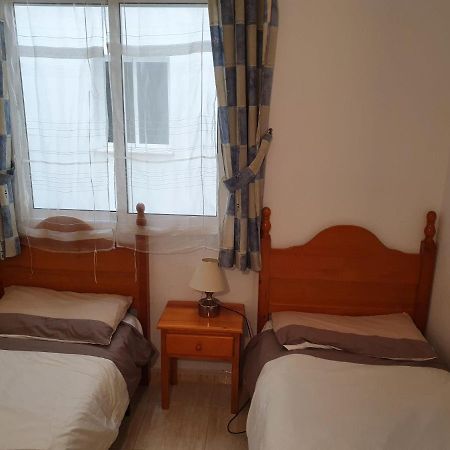 Apartment Close To All Amenities Torrevieja Esterno foto
