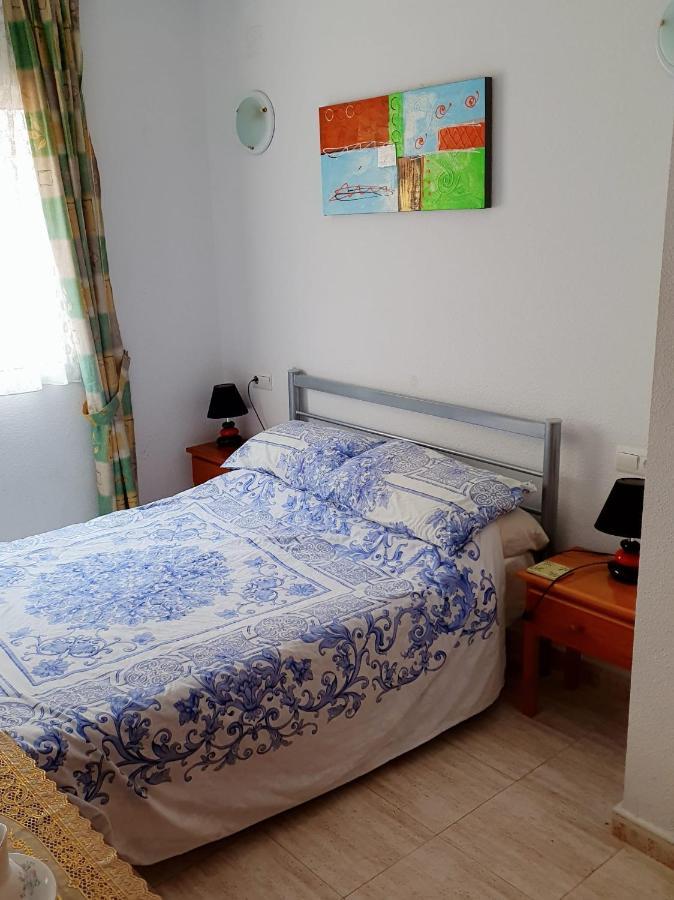 Apartment Close To All Amenities Torrevieja Esterno foto